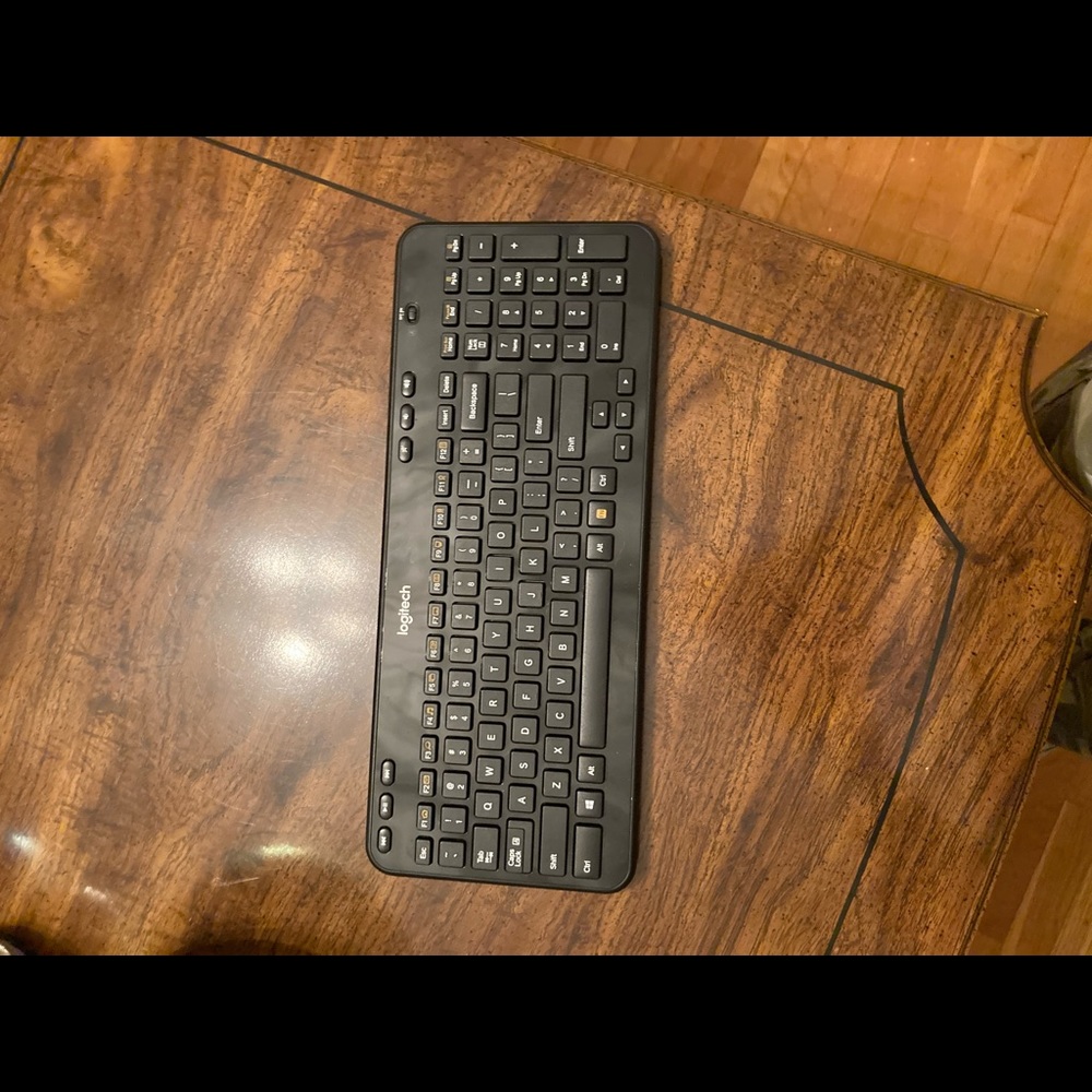 Logitech wireless keyboard. Compatible with windows only